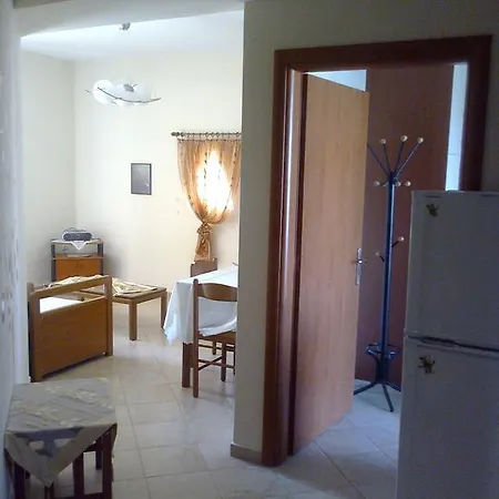 Argoliki Thalassa Míloi